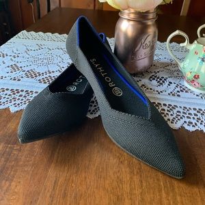 Rothys the point size 8